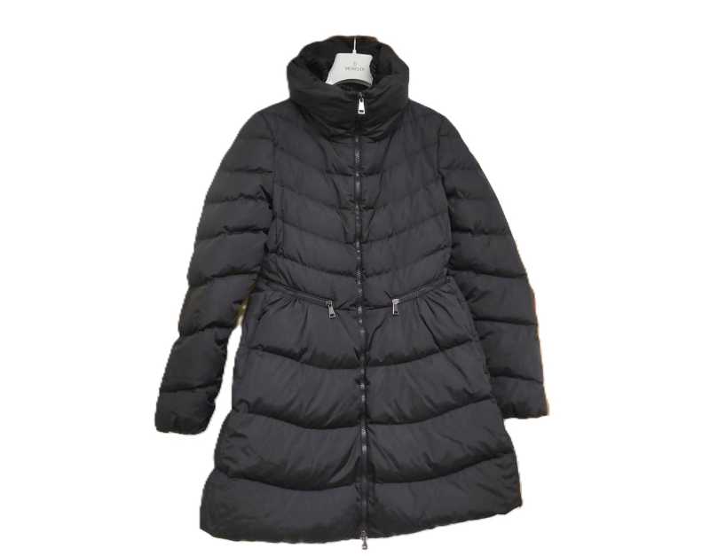 モンクレール買取 ミリエロン ダウンコート